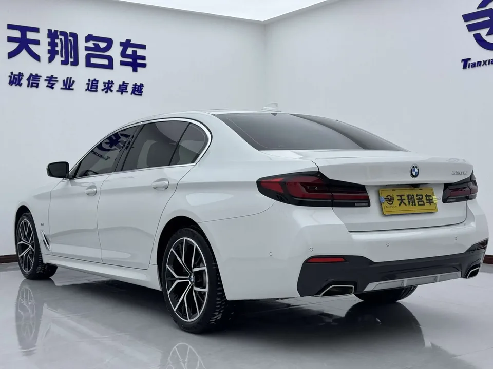 BMW 5 Series 5 Series BMW 5 Series 2022 facelift 530Li Exclusive M Sport Package 2023 — thumbnail 2