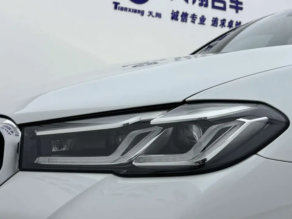 BMW 5 Series 5 Series BMW 5 Series 2022 facelift 530Li Exclusive M Sport Package 2023 — thumbnail 3