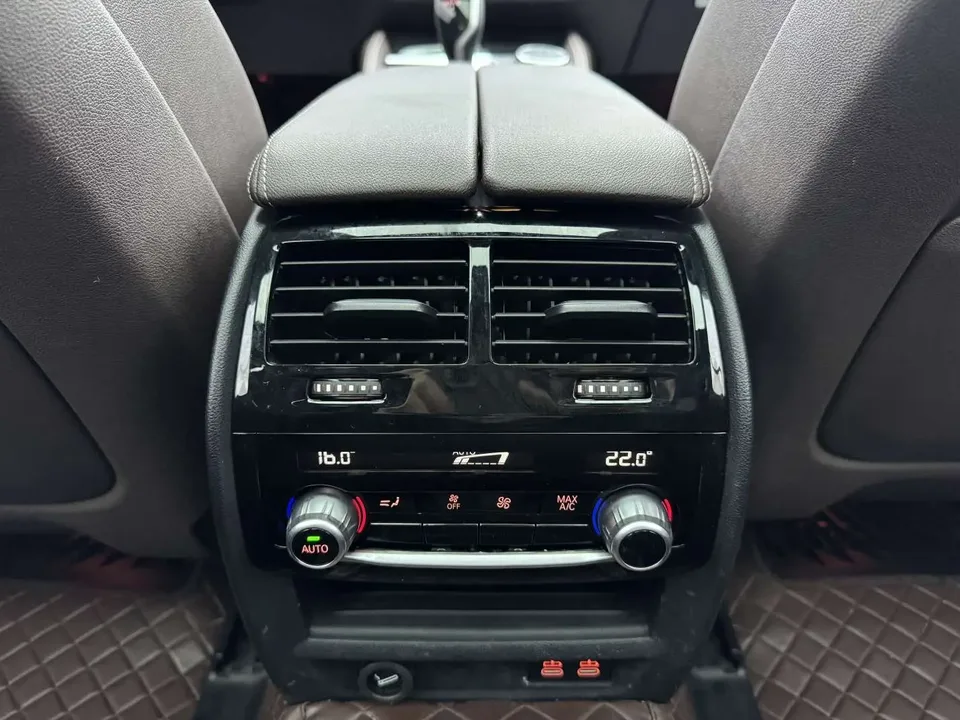 BMW 5 Series 5 Series BMW 5 Series 2022 facelift 530Li Exclusive M Sport Package 2023 — thumbnail 4