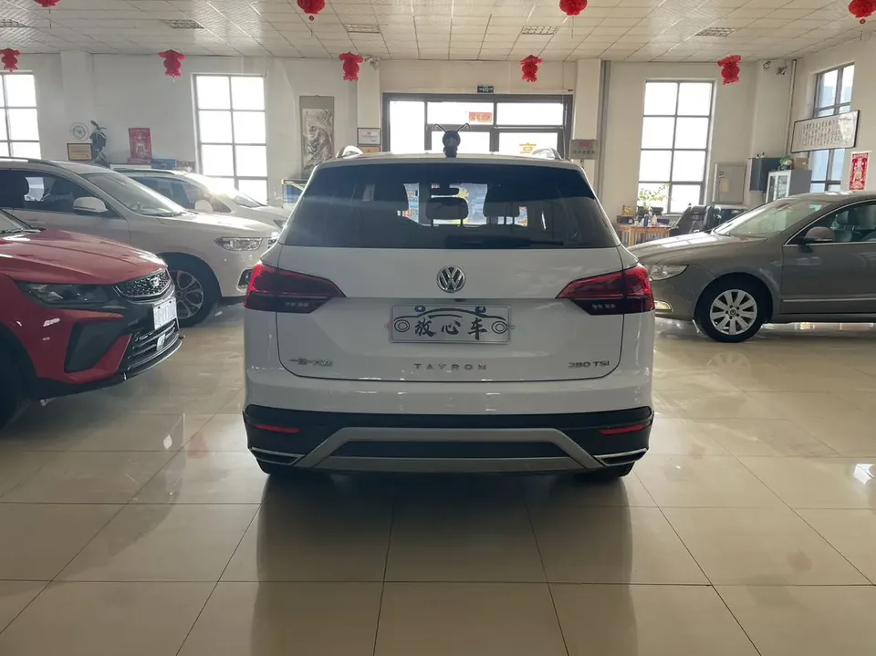 Volkswagen Tayron Tanyue 2022 280TSI 2WD Luxury Smart Edition 2022 — миниатюра 2