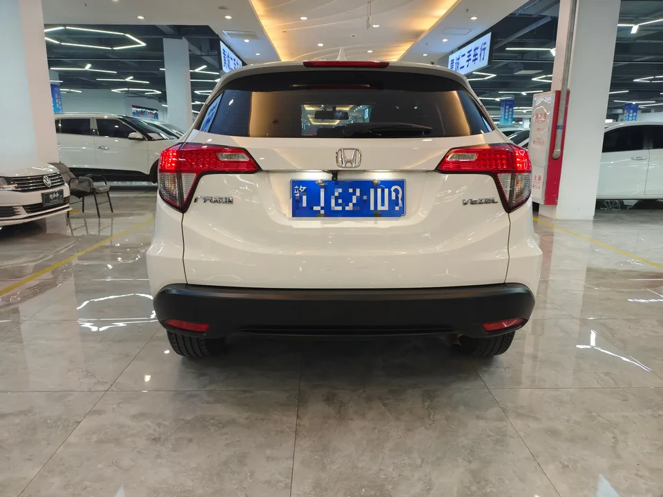 Honda VEZEL 1.5L CVT Elite Intelligent Edition 2022 — миниатюра 2