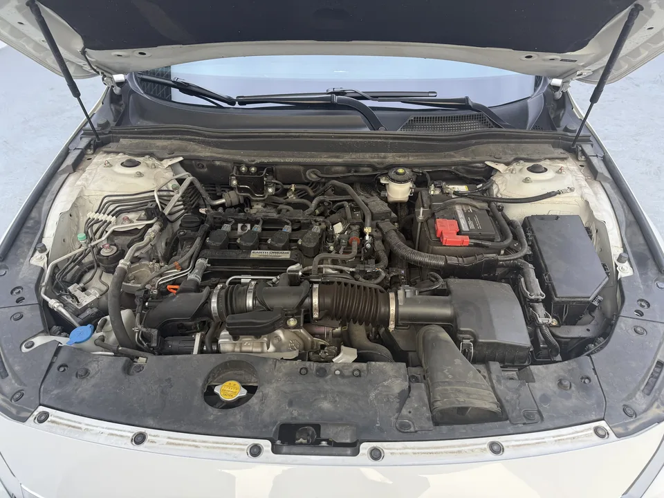 Honda Accord Accord 2022 260TURBO Deluxe Edition 2023 — миниатюра 3