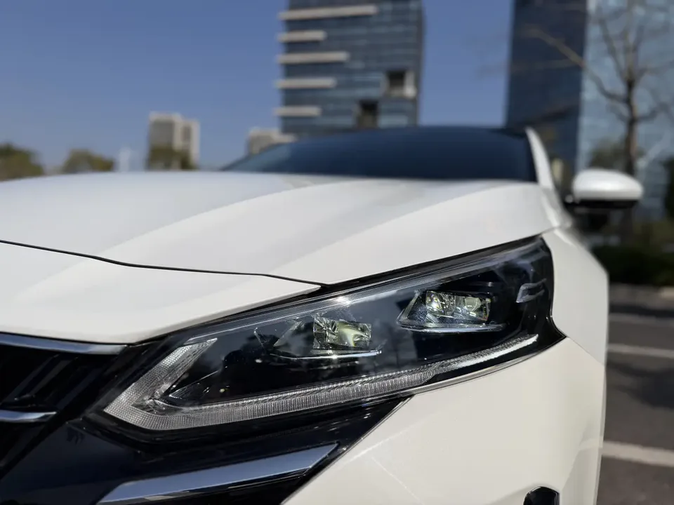 Nissan Altima Sound of nature 2022 2.0L XL-TLS Enjoy Edition 2024 — thumbnail 2
