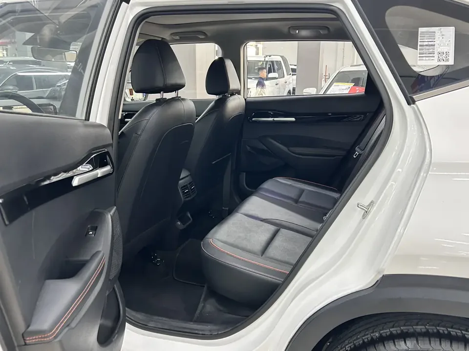 Kia Seltos CYLTUS 1.5L IVT Luxury Edition 2024 — миниатюра 4