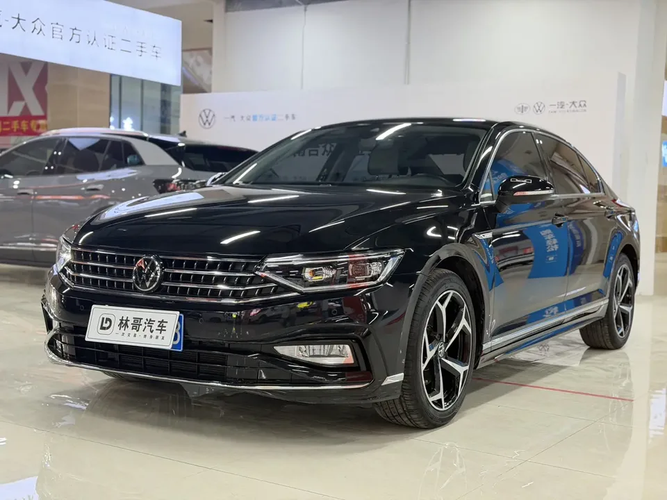 Volkswagen Magotan 2024