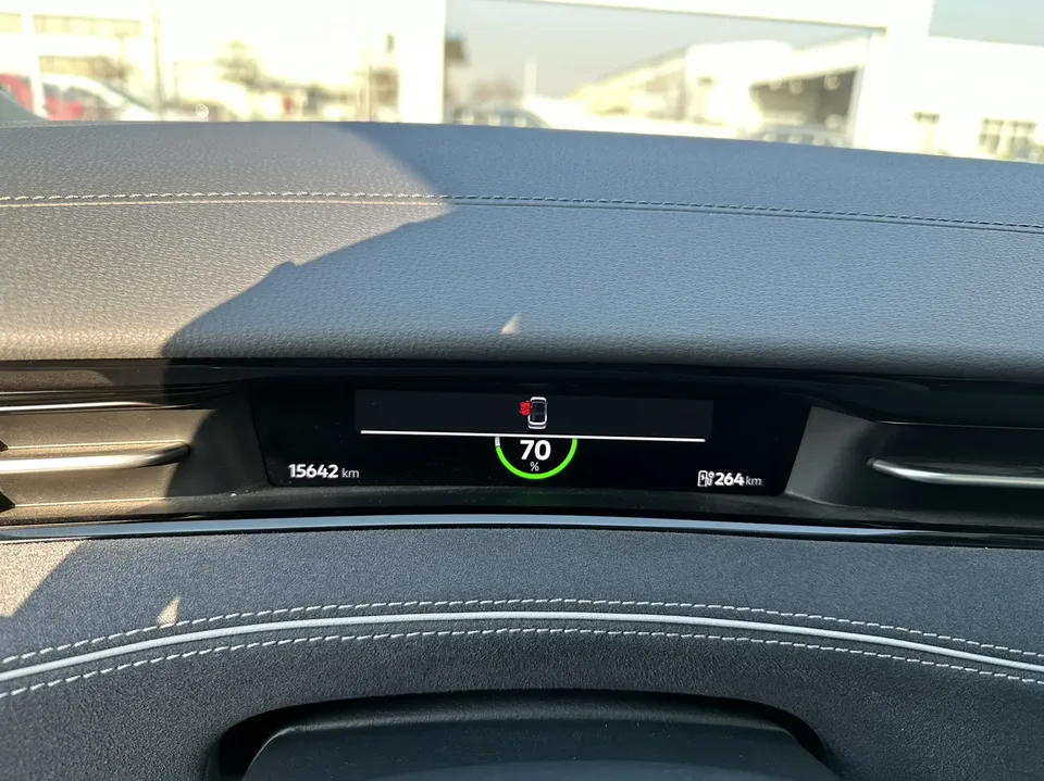 Volkswagen ID.7 VIZZION ID.7 VIZZION 2024 first edition 2023 — миниатюра 3