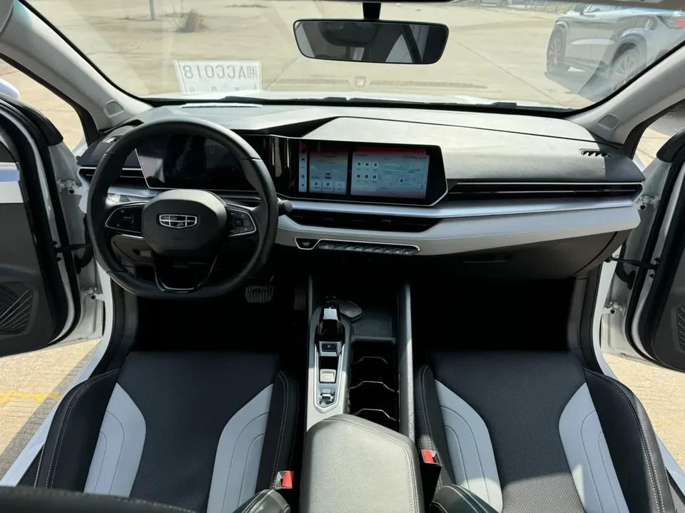 Geely Binrui Binrui 2024 Binrui 2024 Binrui COOL 1.5T DCT Champion Edition 2025 — миниатюра 4