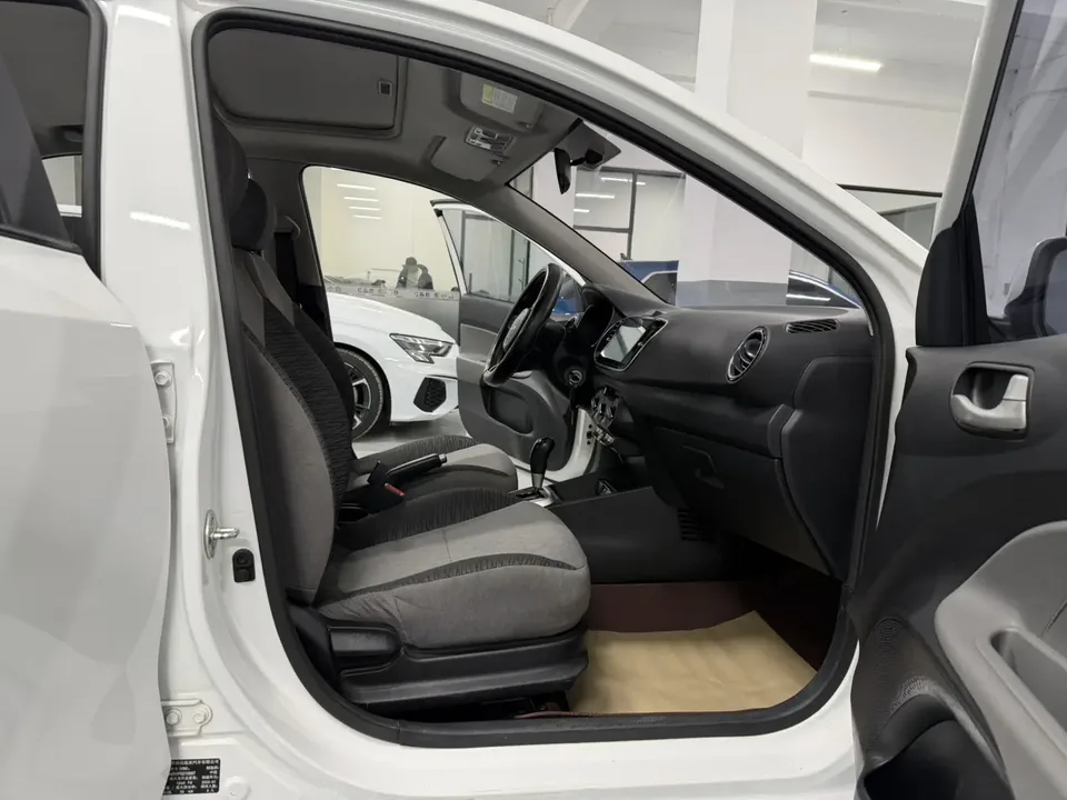 Kia Pegas Huanchi 2020 Modified 1.4L Automatic Comfort Sunroof Edition 2023 — thumbnail 5