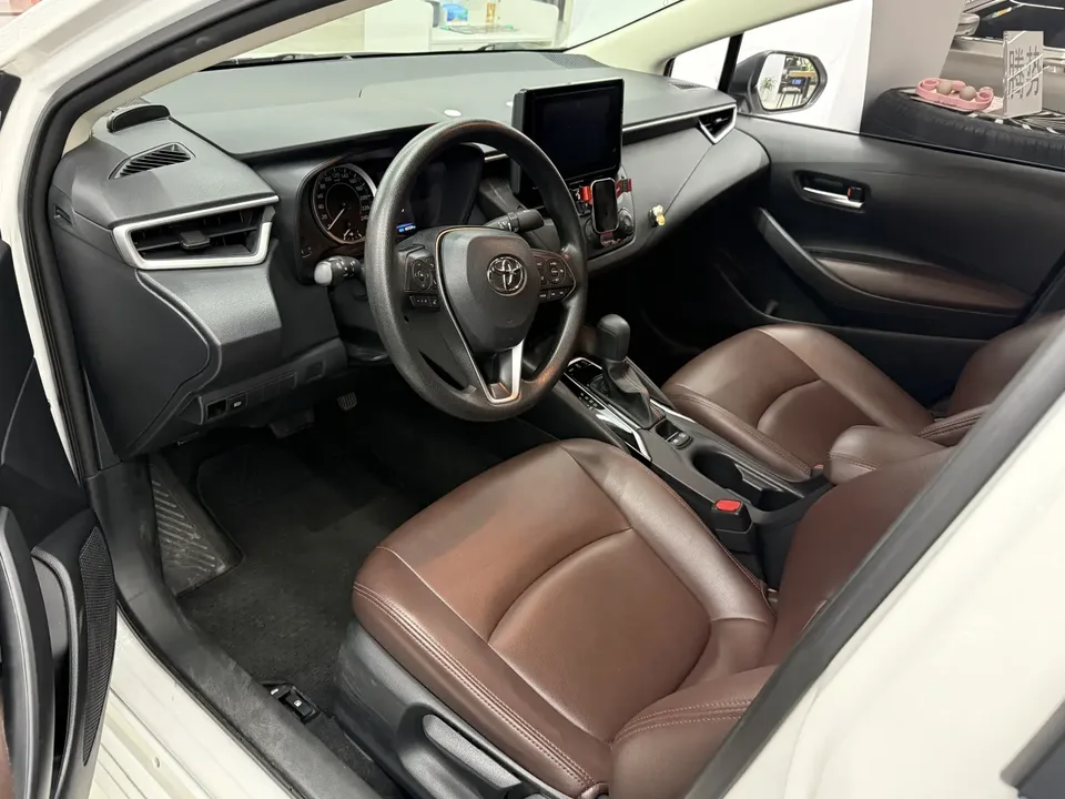 Toyota Corolla 1.2T S-CVT Pioneer PLUS Edition 2022 — миниатюра 4