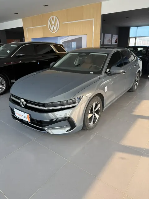 Volkswagen Magotan 2025 buy in Moscow