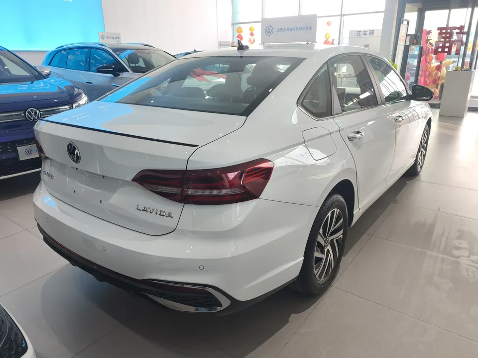 Volkswagen Lavida Lavida 2024 300TSI DSG Starry Sky Leading Edition 2024 — миниатюра 4