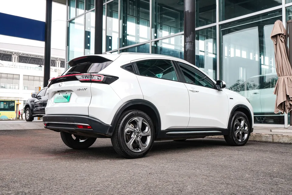 Honda Dongfeng M-NV Shangyi Edition 2022 — миниатюра 2