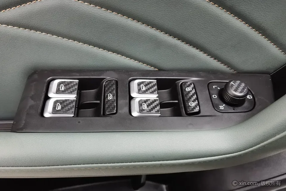 Geely Haoyue L Haoyue L 2024 2.0TD DCT premium model 2024 — миниатюра 3