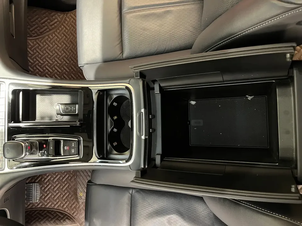 GAC Trumpchi M8 Trumpchi M8 2023 Lingxiu Series 390T Flagship Edition 2022 — миниатюра 4