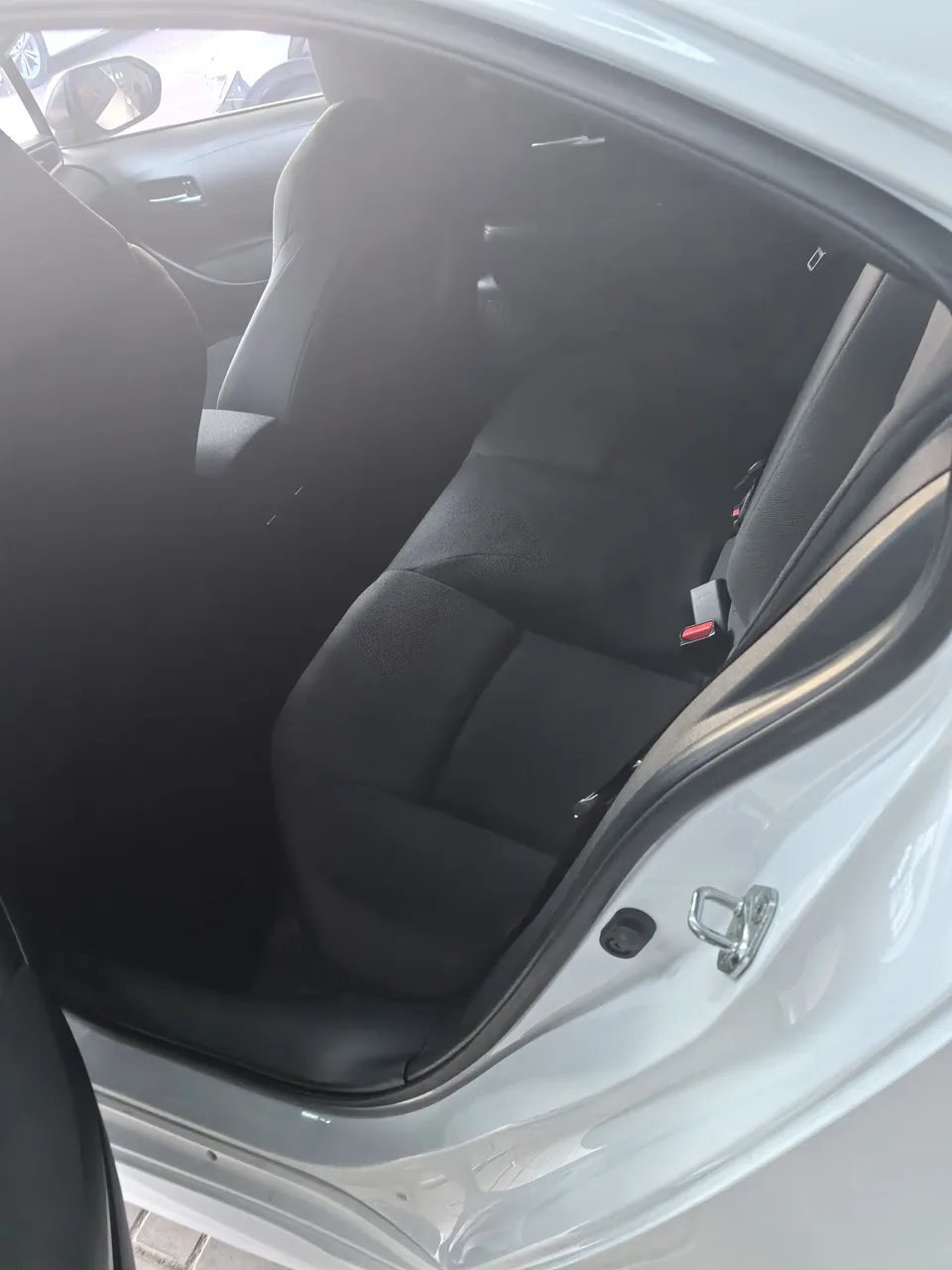 Toyota Levin 2021 Corolla 185T CVT Luxury Edition 2022 — миниатюра 2