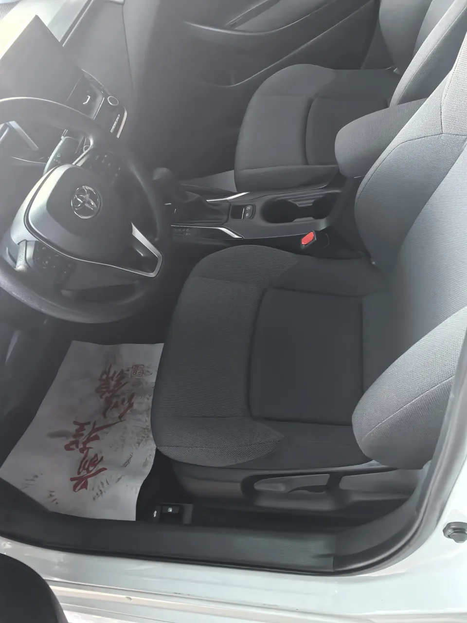 Toyota Levin 2021 Corolla 185T CVT Luxury Edition 2022 — миниатюра 4