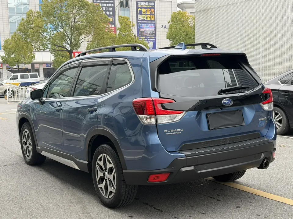 Subaru Forester FORESTER 2022 2.0i AWD Deluxe Edition EyeSight 2022 — миниатюра 4
