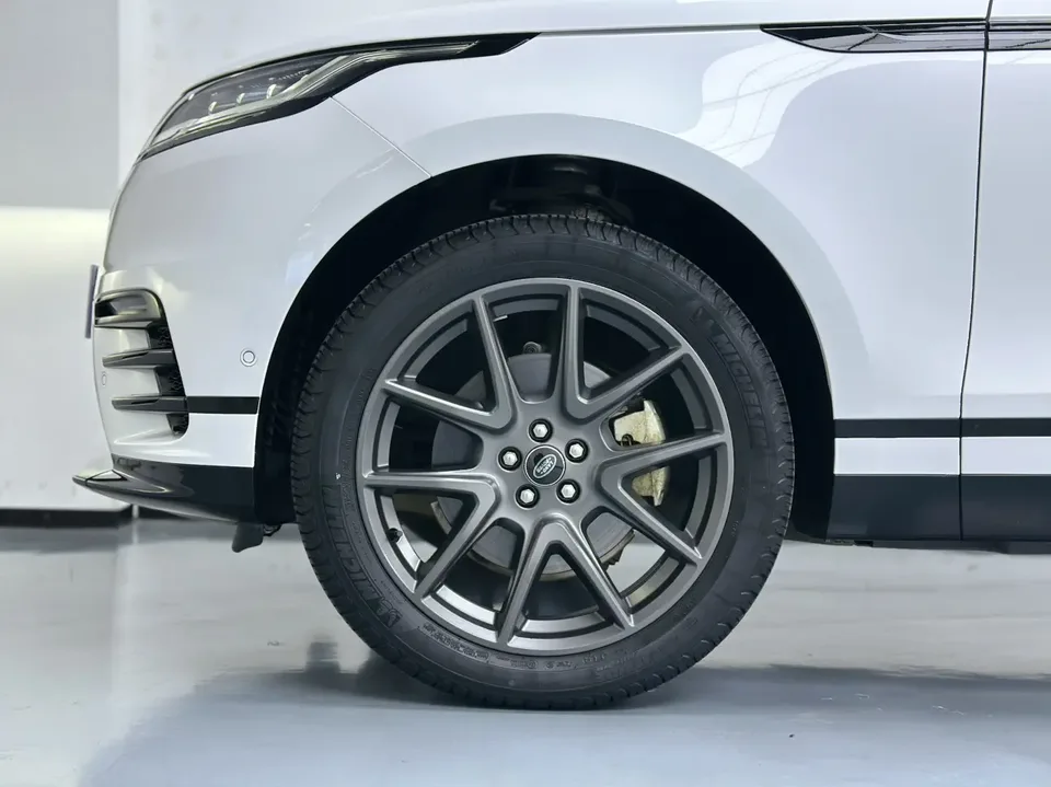Land Rover Range Rover Velar Range Rover Velar 2024 Dynamic HSE 2023 — миниатюра 2