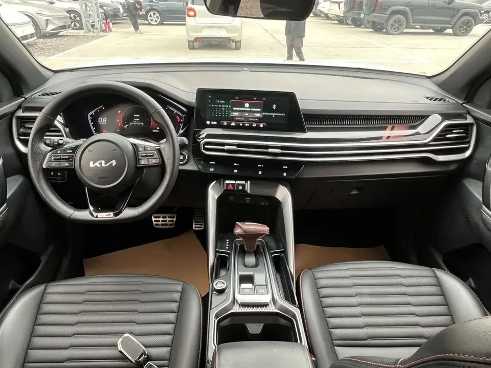 Kia Sportage Ace 1.5T GT-Line Fusion Edition 2023 — миниатюра 3