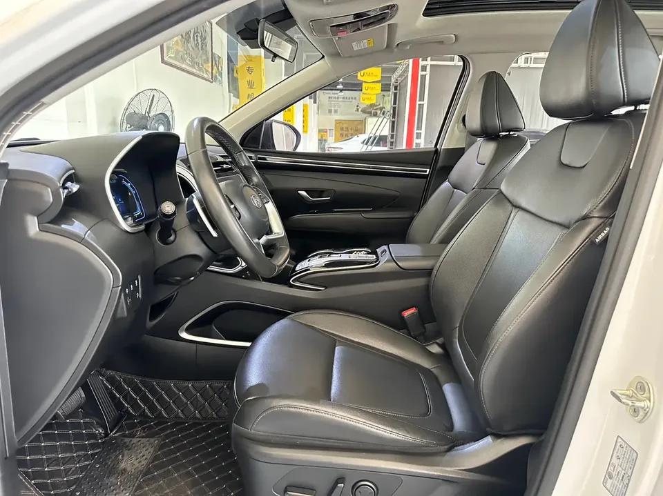 Hyundai tucson l Tucson 2023 Tucson L 1.5T DLX 2WD Luxury Edition 2023 — миниатюра 5