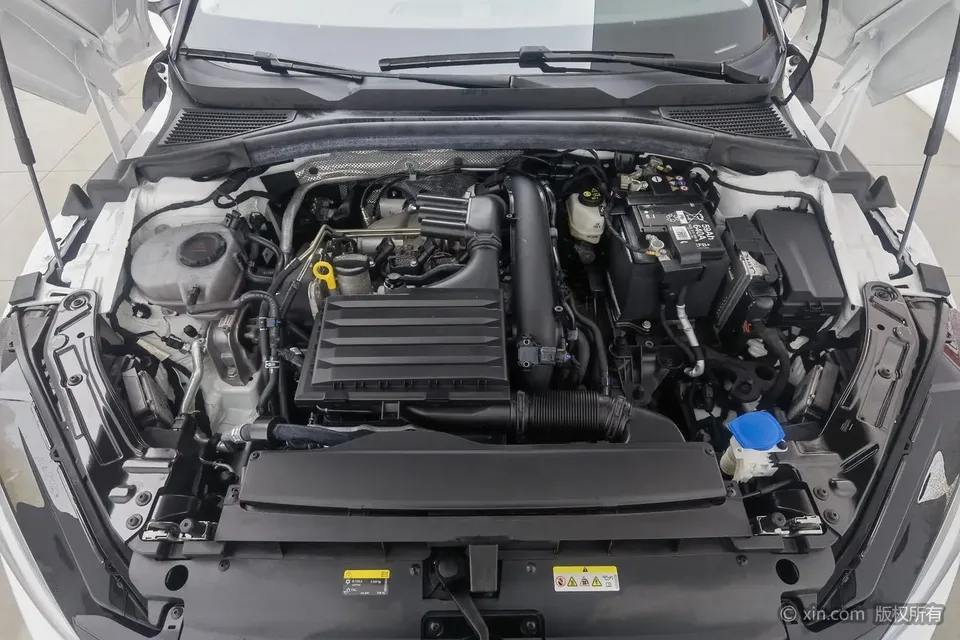 Volkswagen Lamando Lingdu 2024 Lingdu L 200TSI DSG Hot Edition 2026 — миниатюра 2