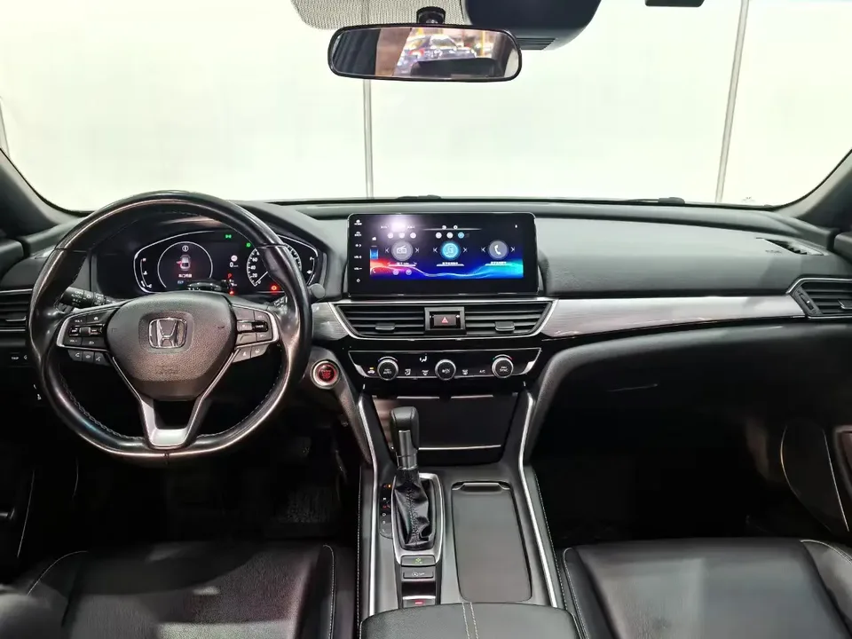 Honda Inspire Inship 2022 260TURBO Exquisite Edition 2022 — миниатюра 2