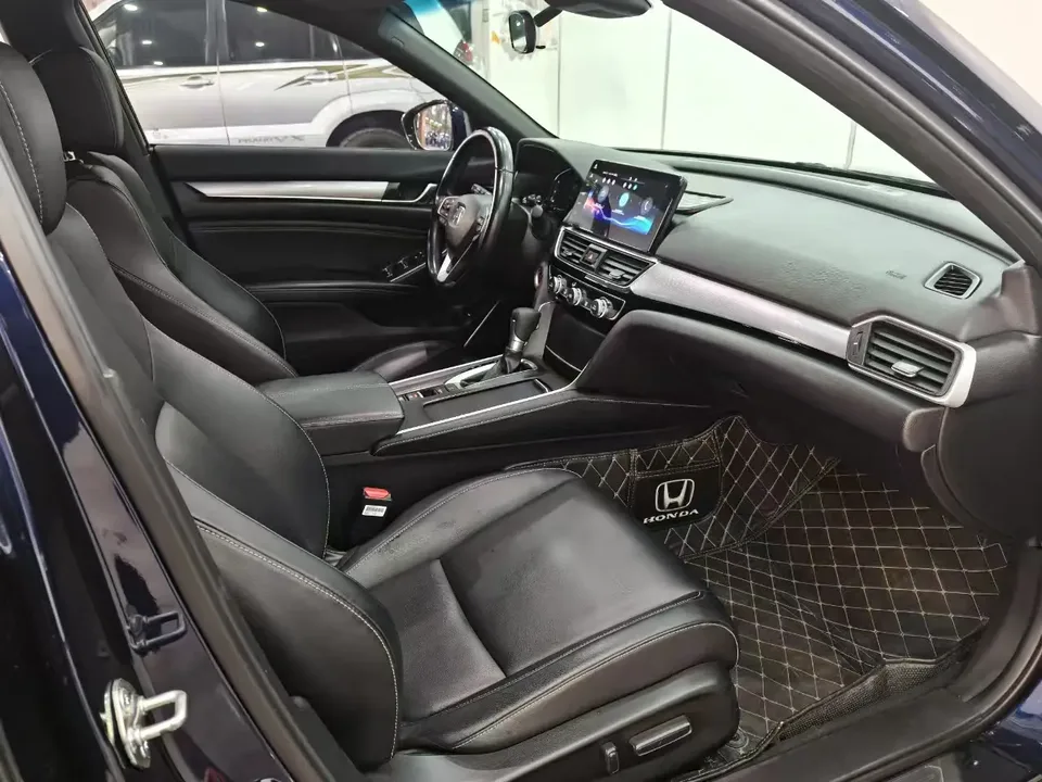 Honda Inspire Inship 2022 260TURBO Exquisite Edition 2022 — миниатюра 3
