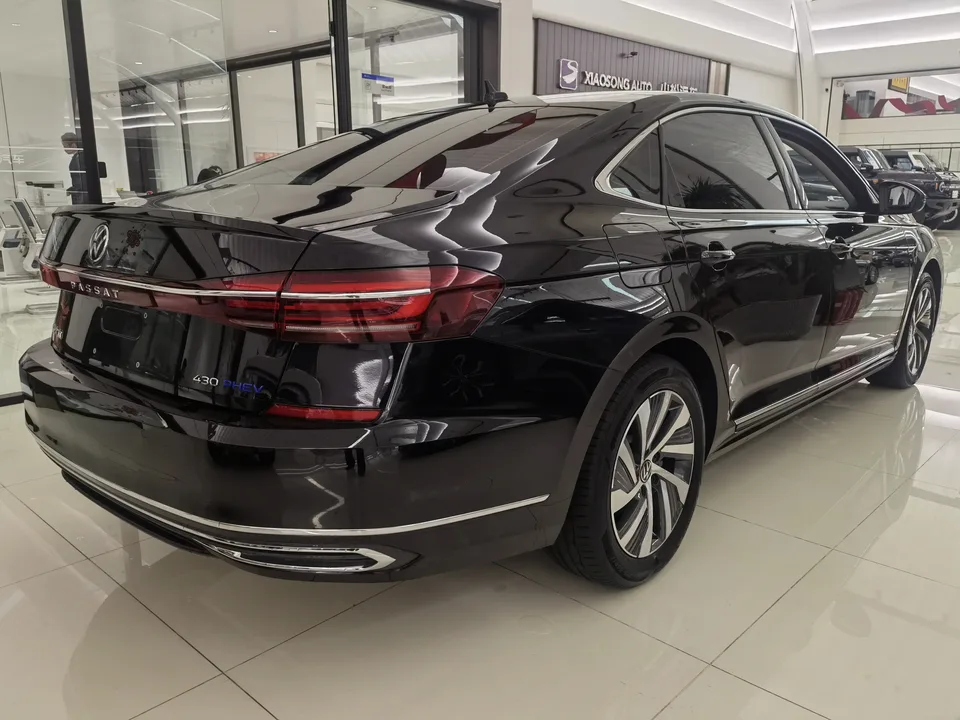 Volkswagen Passat PHEV Passat PHEV 2022 430PHEV Hybrid Elite Edition 2022 — миниатюра 2