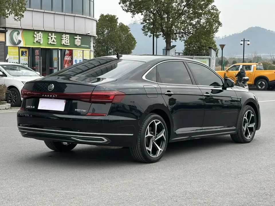 Volkswagen Passat Passat 2024 Passat 2024 380TSI Starry Sky Deluxe Edition 2024 — thumbnail 2