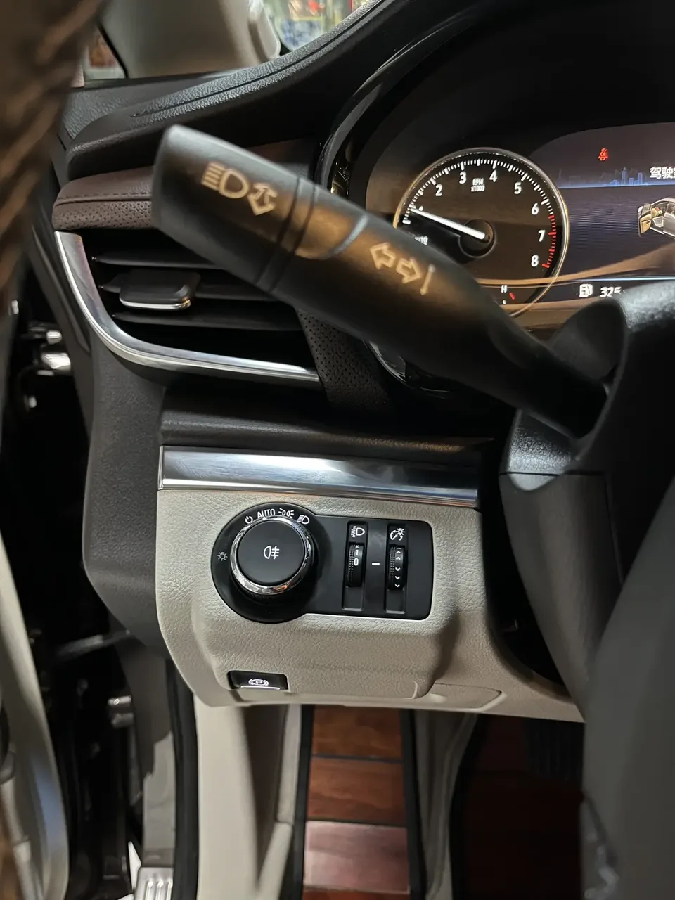Buick GL8 GL8 2022 Buick GL8 2022 Land Business Class 652T Smart Luxury 2022 — thumbnail 5