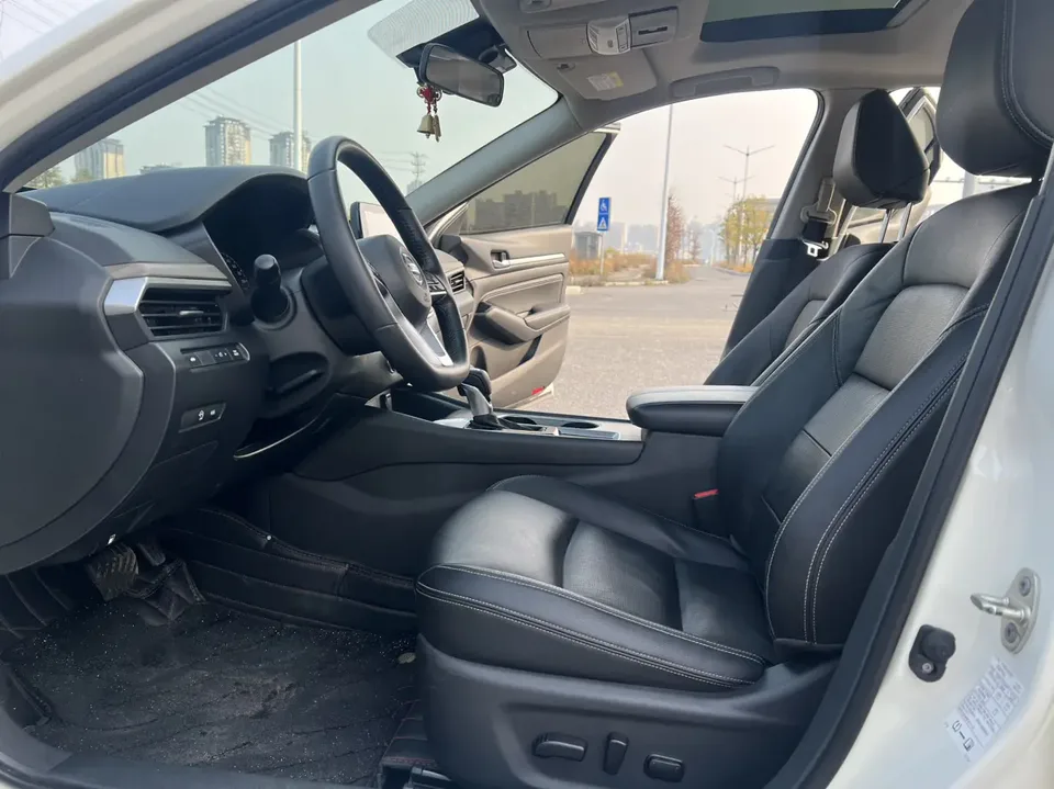 Nissan Altima Teana 2021 2.0L XL Upper AD1 Smart Travel Navigation Edition 2022 — миниатюра 3