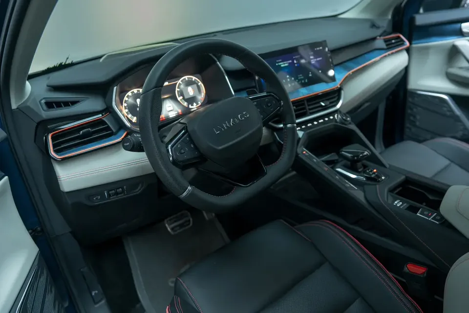 Lynk & Co 06 1.5T Yao Halo 2022 — миниатюра 3