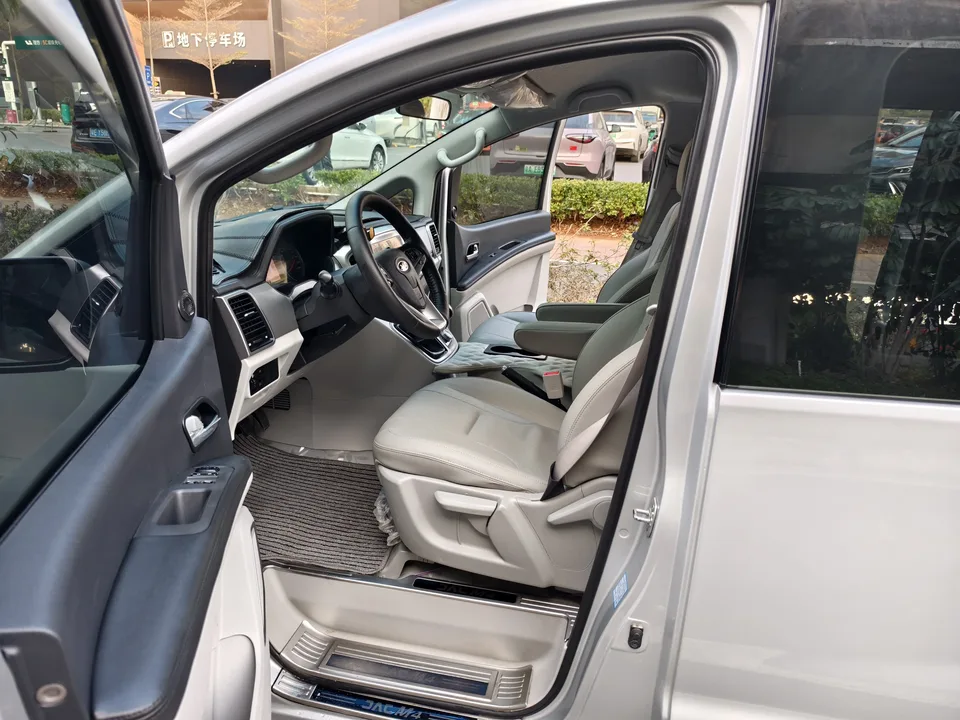JAC Ruifeng M4 2.0CTI Diesel Manual Sporty Edition 2025 — миниатюра 3