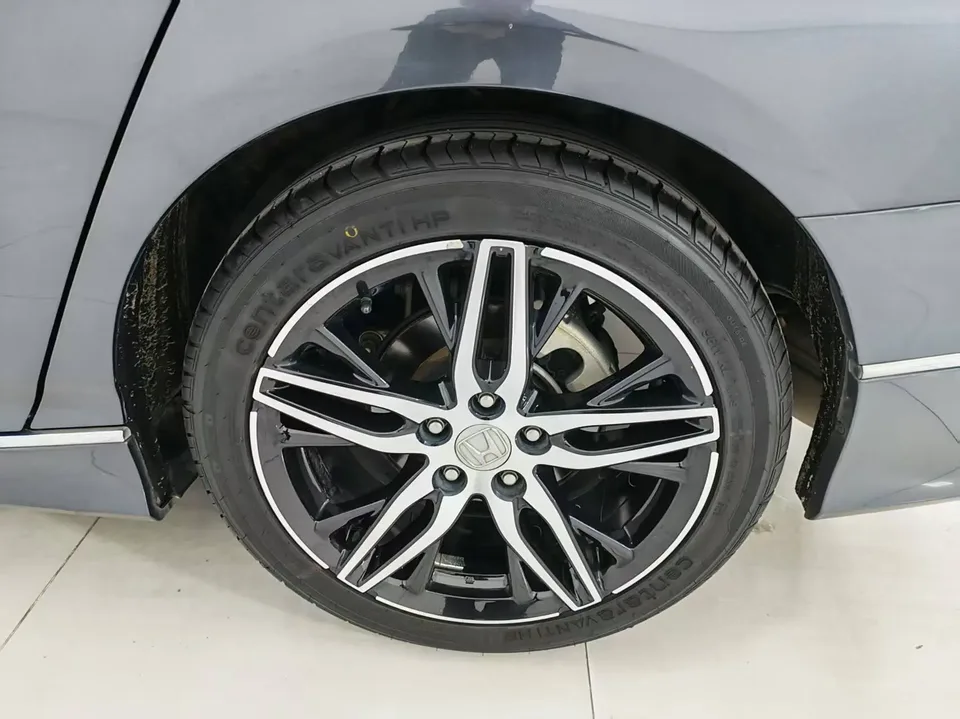 Honda Accord 2022 Accord 260TURBO Fantasy Night Premium Edition 2022 — миниатюра 3