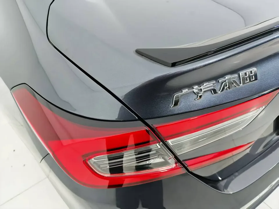 Honda Accord 2022 Accord 260TURBO Fantasy Night Premium Edition 2022 — миниатюра 4