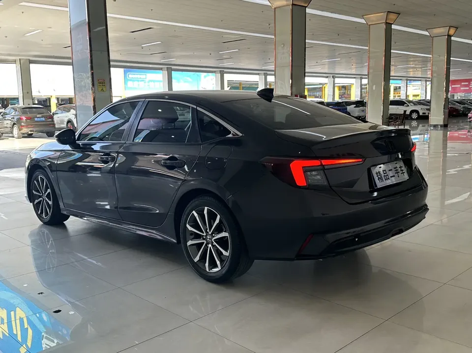 Honda Integra 240TURBO CVT Deluxe Edition 2024 — миниатюра 4