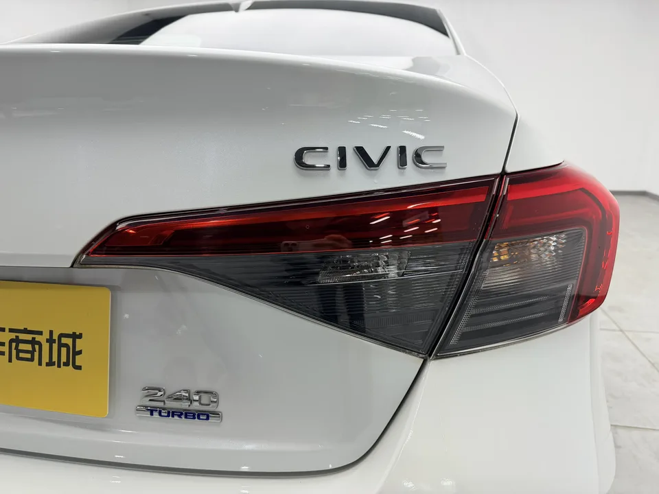 Honda CIVIC Civic 240TURBO CVT Power Edition 2024 — миниатюра 4