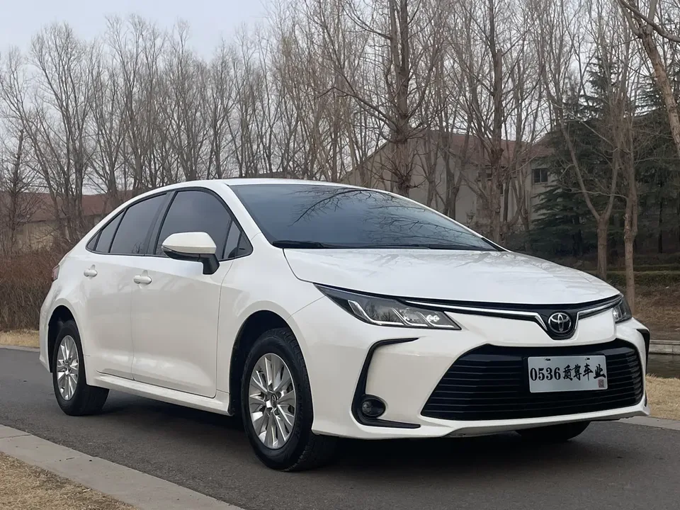 Toyota Corolla 1.2T S-CVT Pioneer PLUS Edition 2023 — миниатюра 3