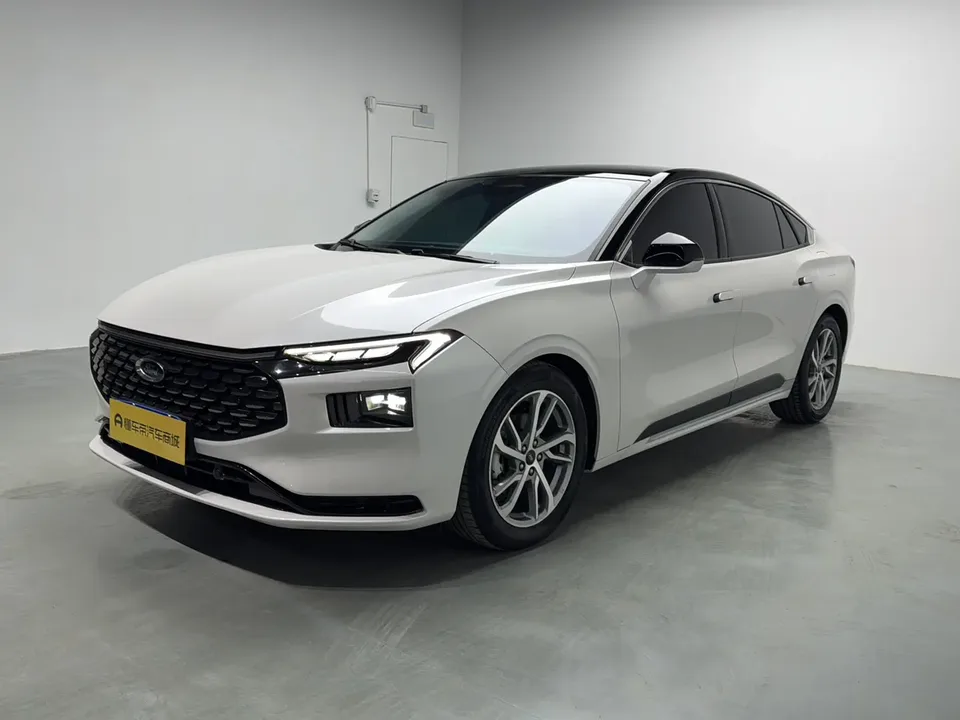 Ford Mondeo Mondeo 2022 EcoBoost 245 Luxury 2024 — photo 1, buy with delivery to Moscow
