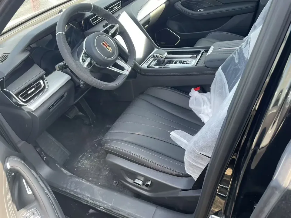Hongqi H5 2.0T Automatic Shadow 2 Millionth Commemorative Edition 2025 — миниатюра 5