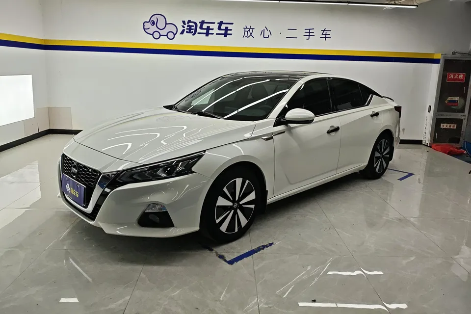 Nissan Altima Sound of nature 2021 2.0L XL Comfort Edition 2022 — photo 1, buy with delivery to Moscow