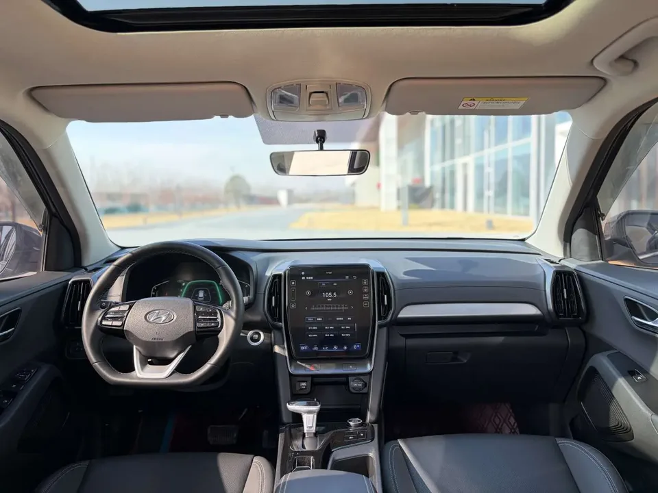 Hyundai ix35 Hyundai ix35 2021 2.0L Automatic 2WD Leading Edition GLS 2023 — миниатюра 3