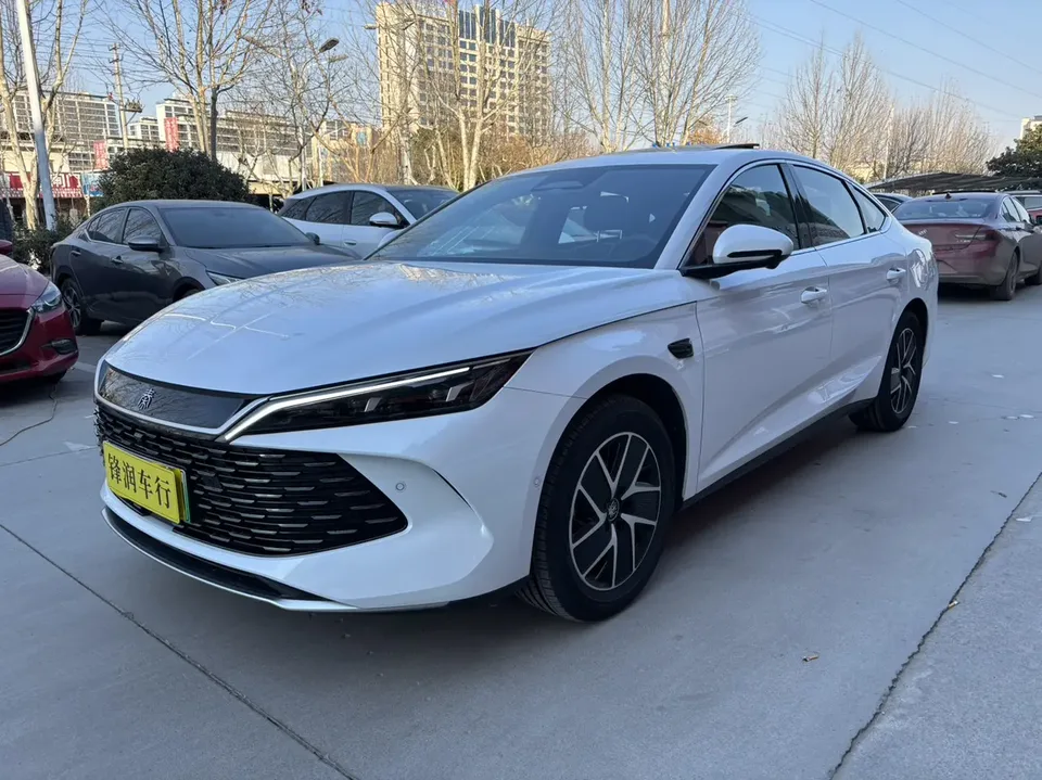 BYD Qin L DM 2025