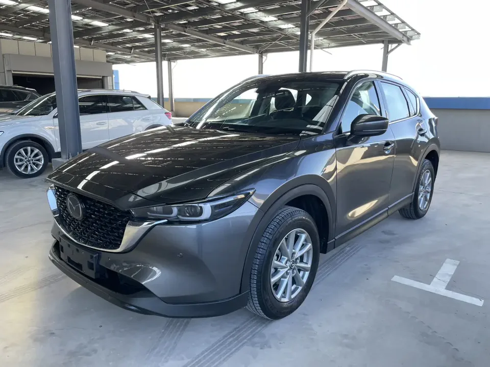 Mazda CX-5 CX-5 2024 Mazda CX-5 2024 2.0L automatic two-wheel drive Zhiya Pro 2024 — photo 1, buy with delivery to Moscow