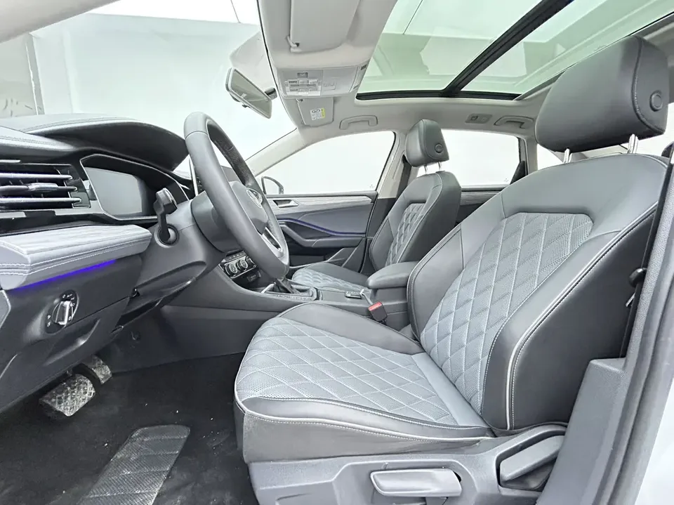 Volkswagen Sagitar 2023 Sagitar 280TSI DSG Beyond Edition Plus 2023 — миниатюра 5