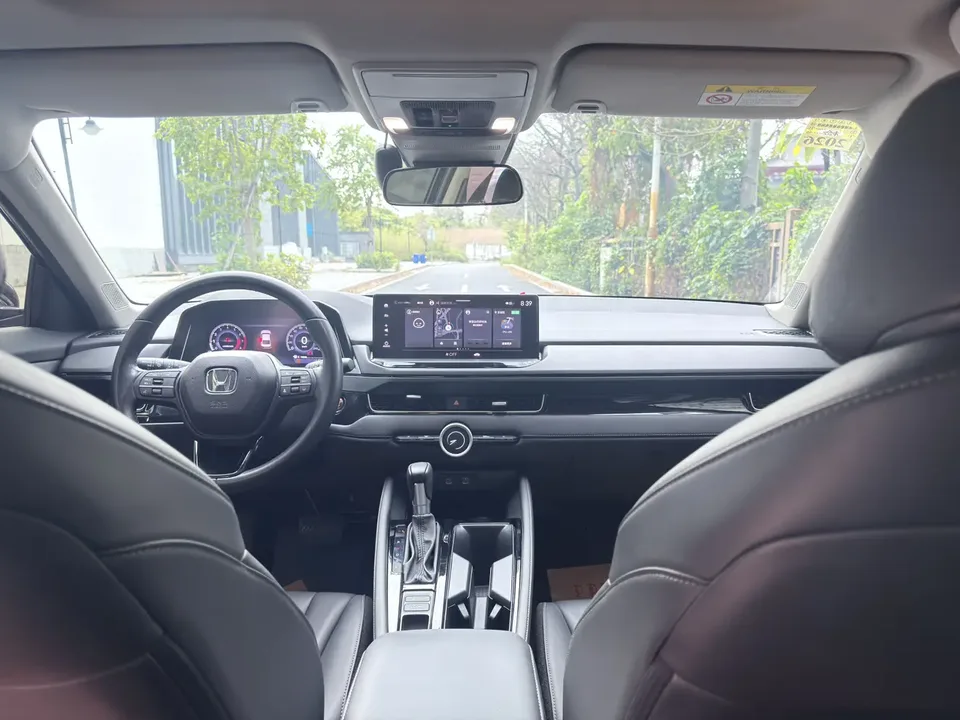 Honda Inspire 260TURBO Elite Edition 2024 — миниатюра 5