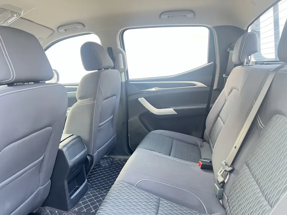 Datong Maxus T70 2.0T diesel automatic four-wheel drive Australian version standard box 2022 — миниатюра 3