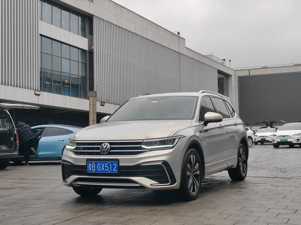 Volkswagen Tiguan L 2023