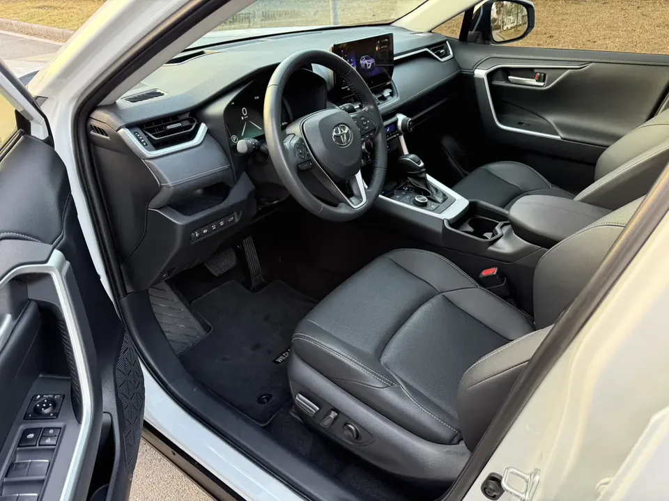 Toyota Willanda Willanda 2023 dual-engine 2.5L four-wheel drive premium version 2023 — thumbnail 5