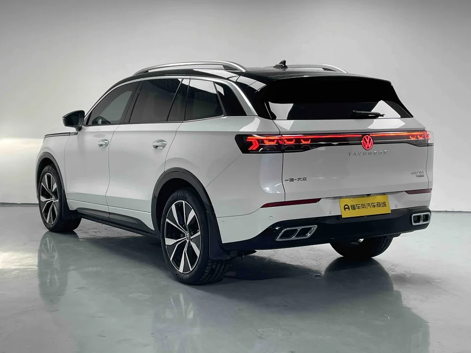 Volkswagen Patrol patrol 2023 380TSI 4WD R-Line First Edition 2022 — thumbnail 2